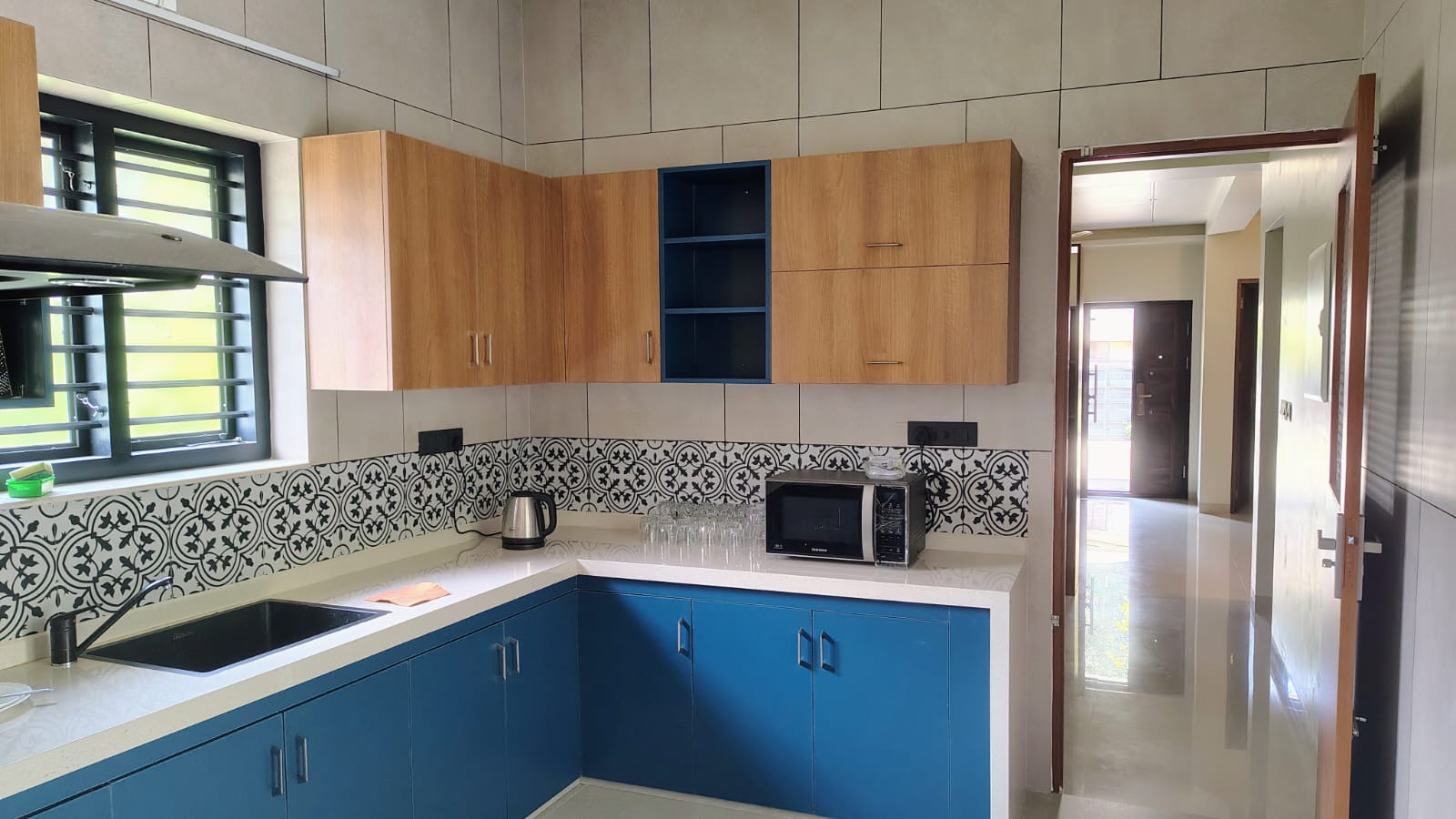 2 BHK — photo 6