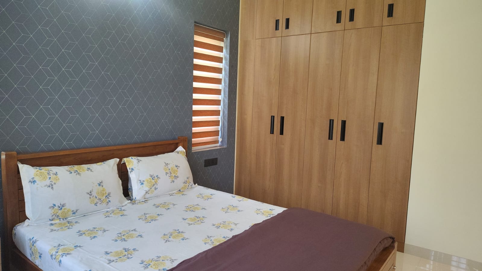 3 BHK — photo 1